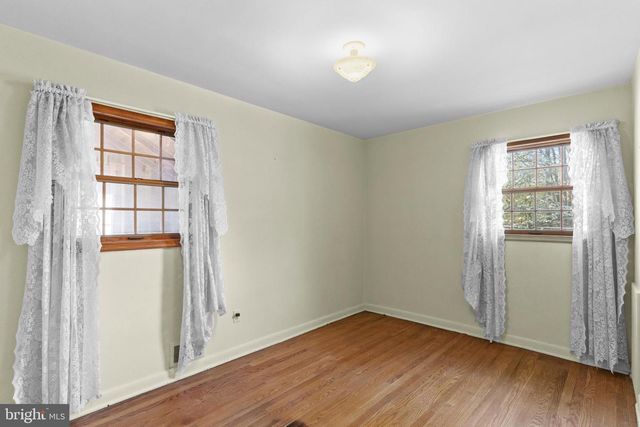 3614 CREST DR, Annandale, VA 22003