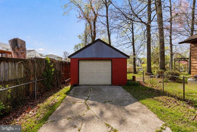 3614 CREST DR, Annandale, VA 22003