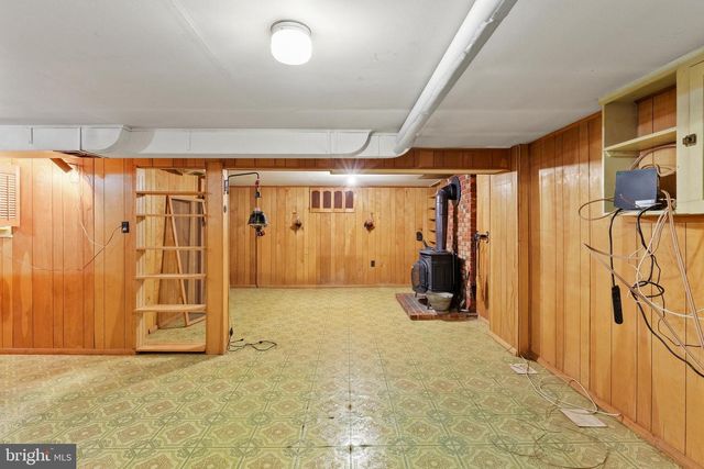 3614 CREST DR, Annandale, VA 22003
