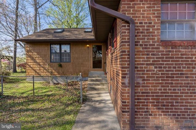 3614 CREST DR, Annandale, VA 22003