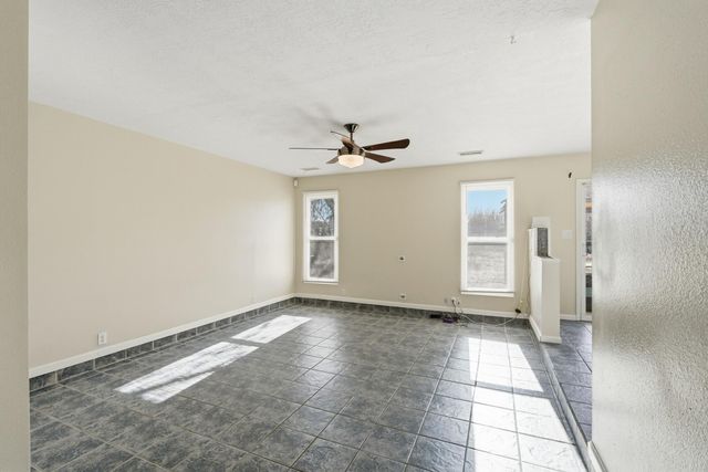 583 Stagecoach Road SE, Rio Rancho, NM 87124