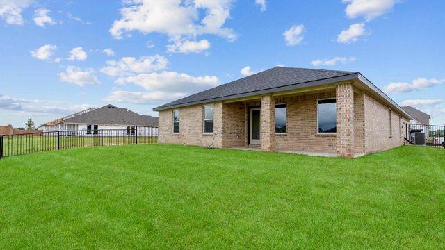 14015 Palmares Drive, Texas City, TX 77568