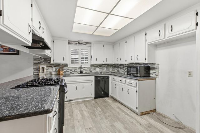 2412 Brodalski St, Atwater, CA 95301
