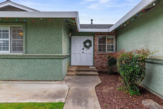 2412 Brodalski St, Atwater, CA 95301