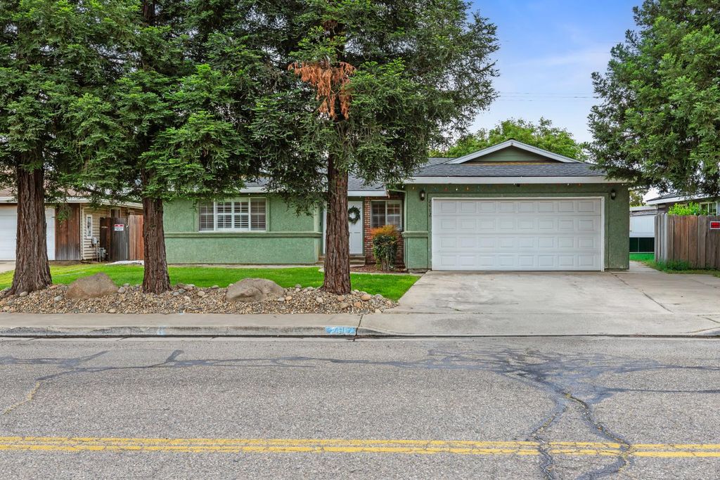 2412 Brodalski St, Atwater, CA 95301