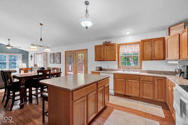 1265 S County Road 125 W, North Vernon, IN 47265