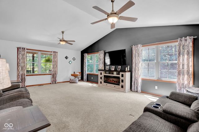 1265 S County Road 125 W, North Vernon, IN 47265