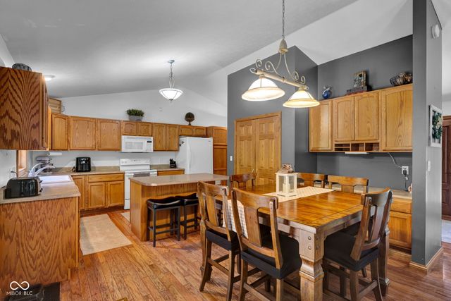 1265 S County Road 125 W, North Vernon, IN 47265