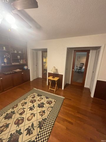 2500 W NORWOOD Drive, Muncie, IN 47304