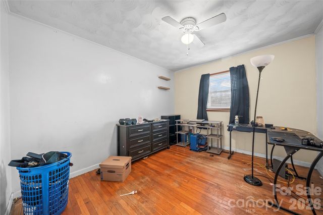 7910 Winalda Avenue, Sherrills Ford, NC 28673