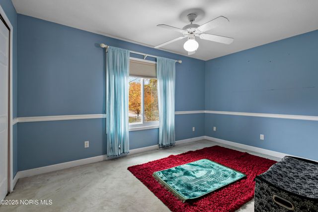 7255 Apache Trail, Holland, OH 43528