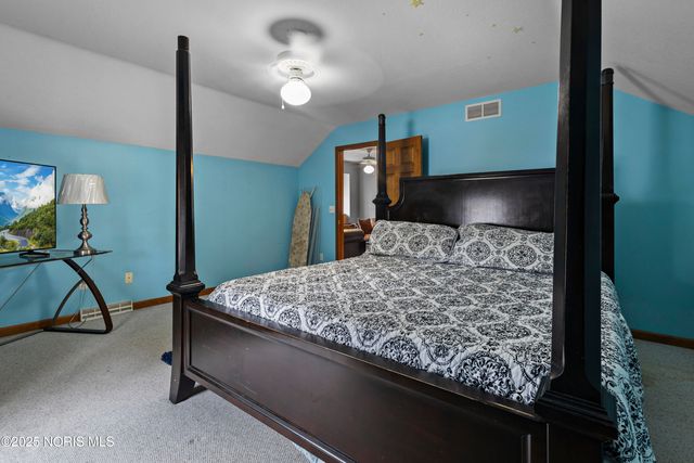 7255 Apache Trail, Holland, OH 43528