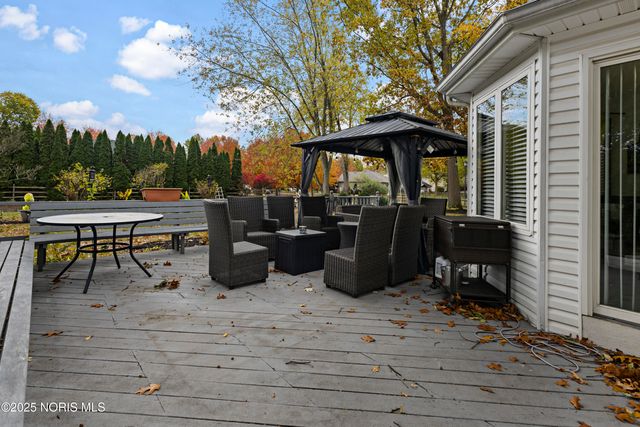 7255 Apache Trail, Holland, OH 43528