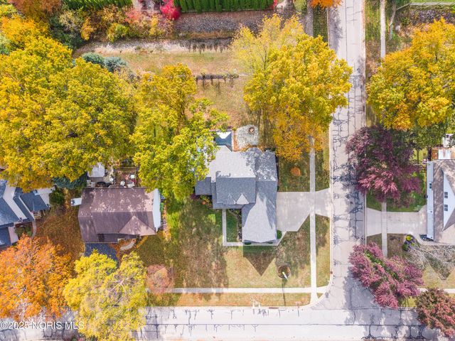 7255 Apache Trail, Holland, OH 43528