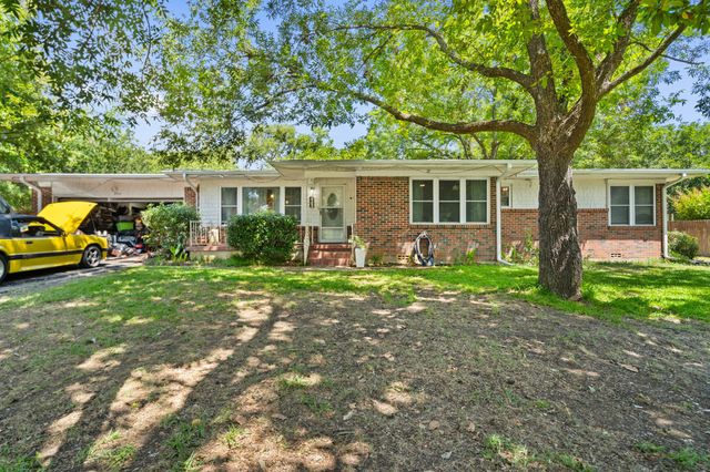 3703 Pecan Park Drive, Weatherford, TX 76087
