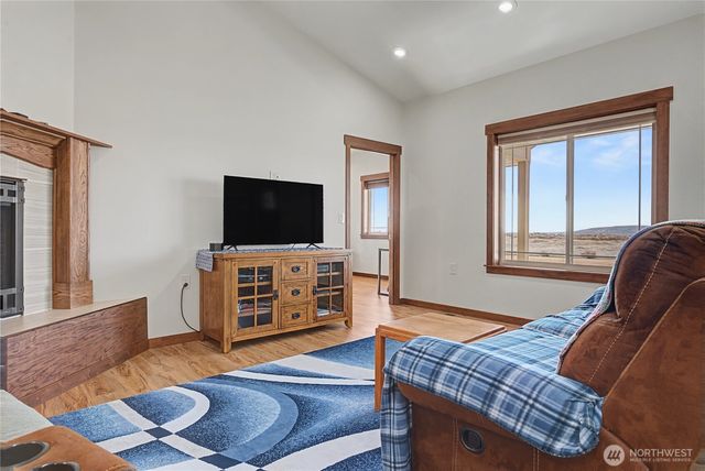 20746 NE Rd D.5, Soap Lake, WA 98851