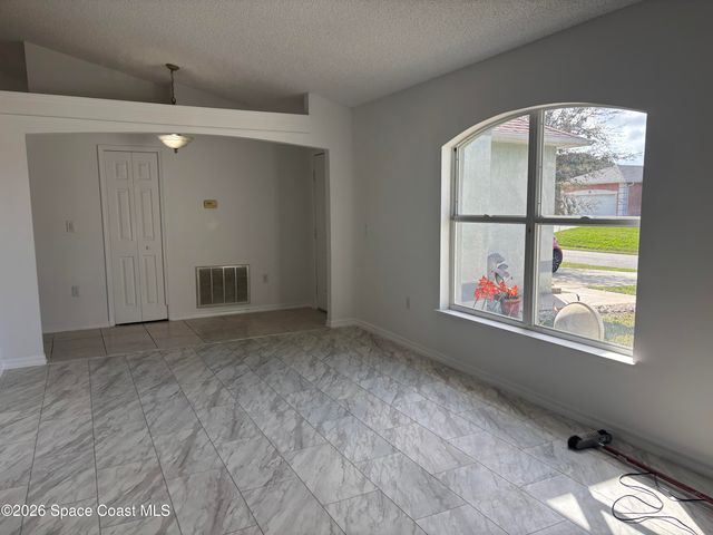 443 Collings Street SE, Palm Bay, FL 32909