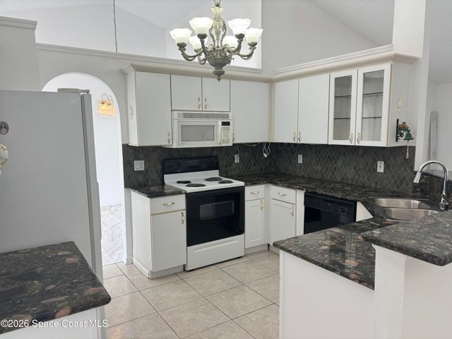 443 Collings Street SE, Palm Bay, FL 32909