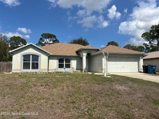 443 Collings Street SE, Palm Bay, FL 32909
