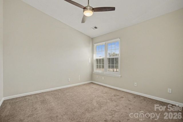 8221 Circle Tree Lane, Charlotte, NC 28277