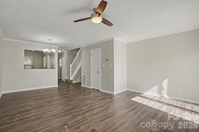 8221 Circle Tree Lane, Charlotte, NC 28277