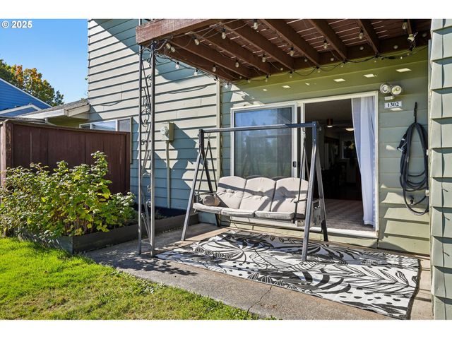 1302 Ne HOGAN Dr #169, Gresham, OR 97030