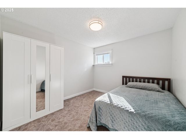 1302 Ne HOGAN Dr #169, Gresham, OR 97030