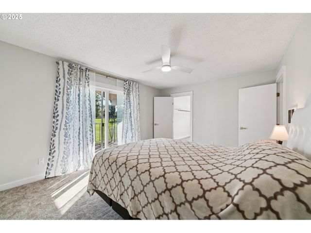 1302 Ne HOGAN Dr #169, Gresham, OR 97030