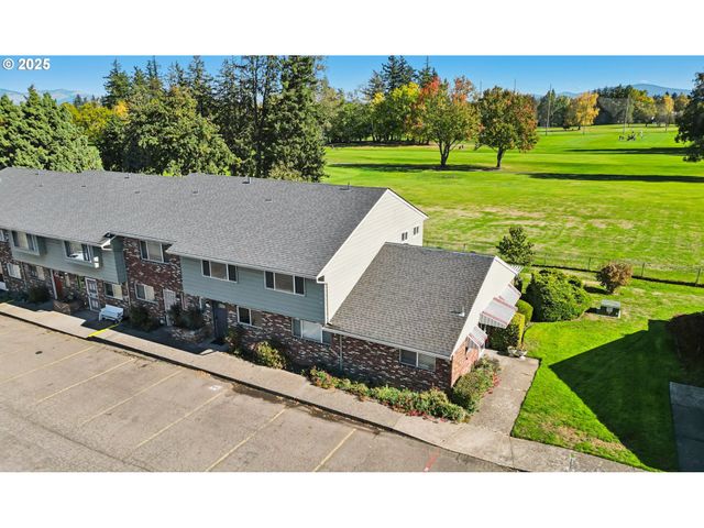 1302 Ne HOGAN Dr #169, Gresham, OR 97030