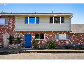 1302 Ne HOGAN Dr #169, Gresham, OR 97030