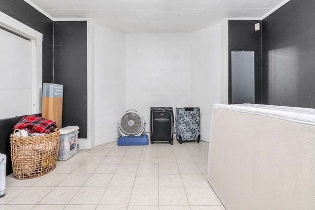 70 Butler St, Lawrence, MA 01841