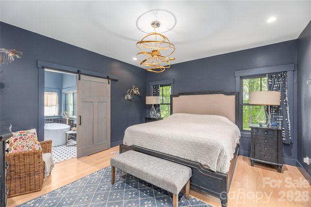 660 Elk Mountain Scenic Highway, Asheville, NC 28804
