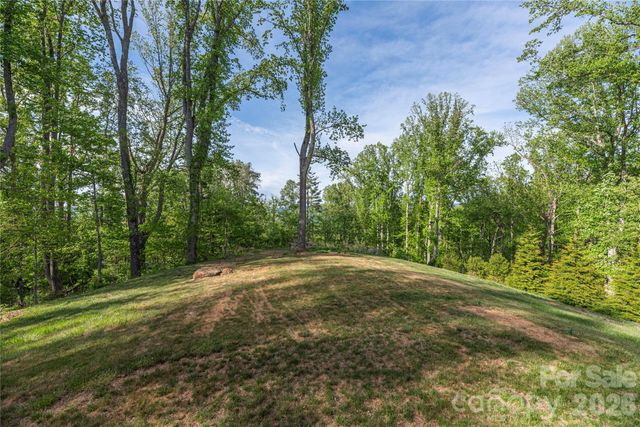 660 Elk Mountain Scenic Highway, Asheville, NC 28804