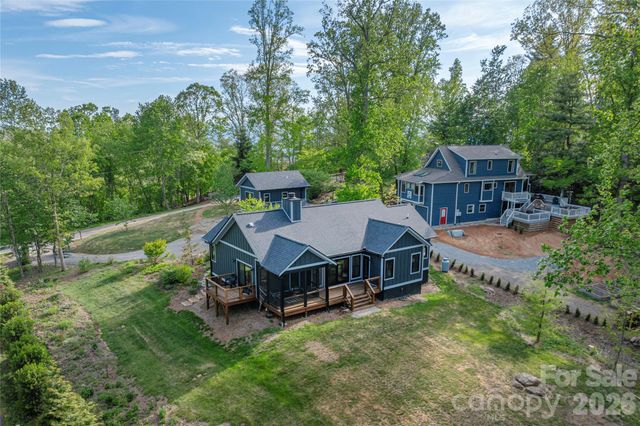 660 Elk Mountain Scenic Highway, Asheville, NC 28804
