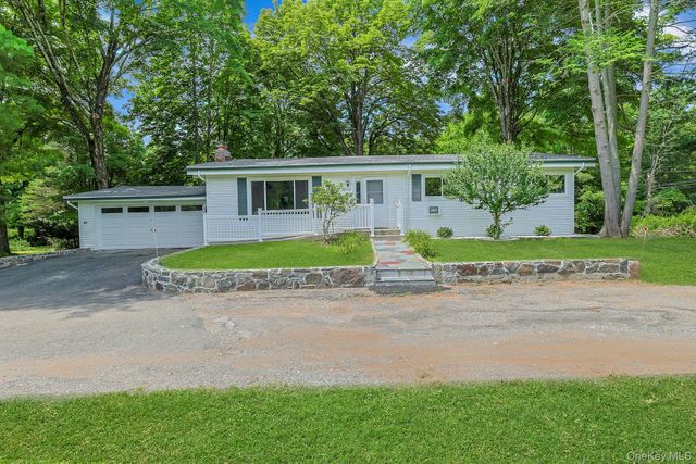 252 Watch Hill Road, Cortlandt Manor, NY 10567