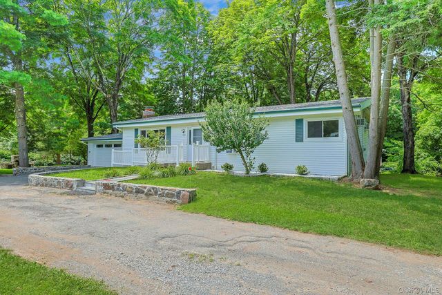 252 Watch Hill Road, Cortlandt Manor, NY 10567