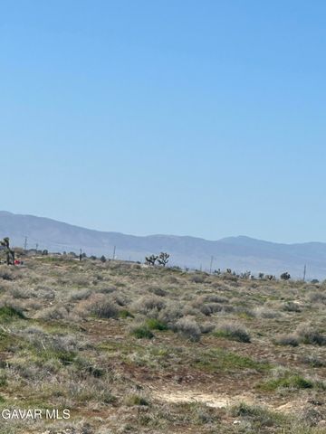 12 E Ste Vic Avenue G8 Ste, Lancaster, CA 93535