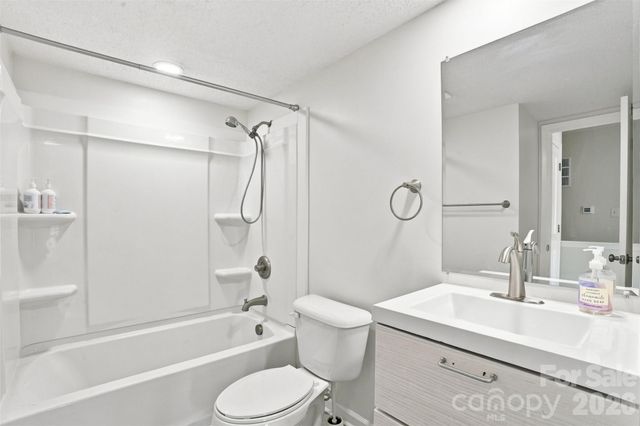7403 Mystic Lane, Charlotte, NC 28227