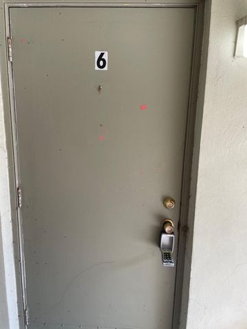 317 N 61st Terrace 6, Hollywood, FL 33024