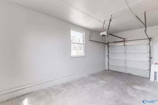 3604 N Memorial Parkway North NE, Huntsville, AL 35810