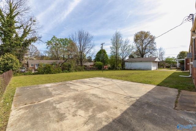 3604 N Memorial Parkway North NE, Huntsville, AL 35810