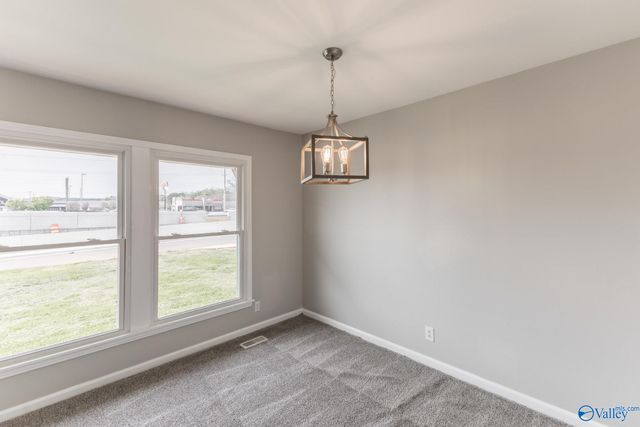 3604 N Memorial Parkway North NE, Huntsville, AL 35810