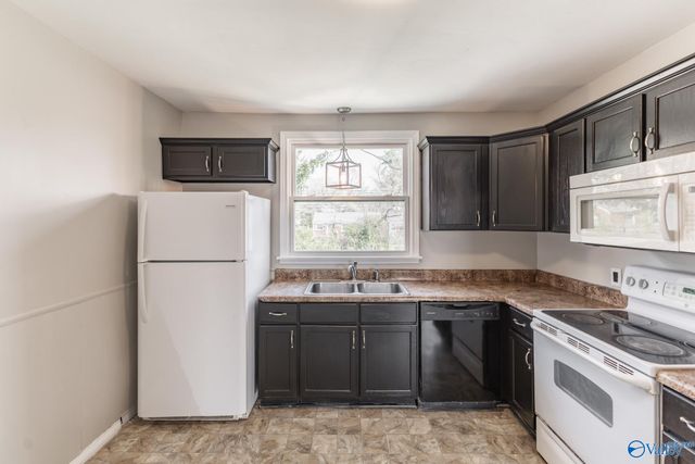 3604 N Memorial Parkway North NE, Huntsville, AL 35810