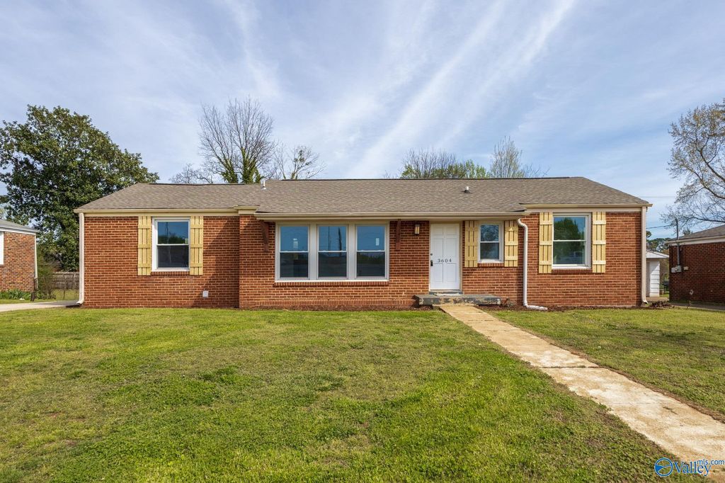 3604 N Memorial Parkway North NE, Huntsville, AL 35810