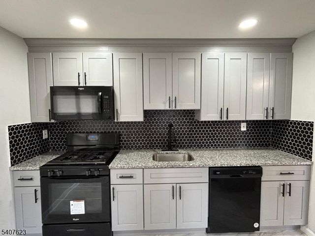 40 Johnson Ave, Cranford Twp., NJ 07016