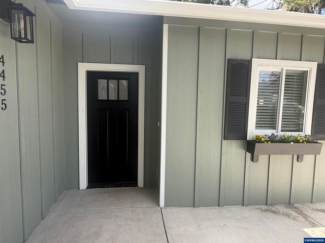 4455 Matthews Lp S, Salem, OR 97302