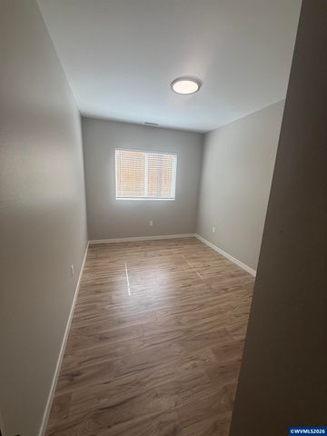 4455 Matthews Lp S, Salem, OR 97302
