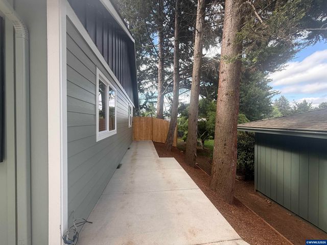 4455 Matthews Lp S, Salem, OR 97302