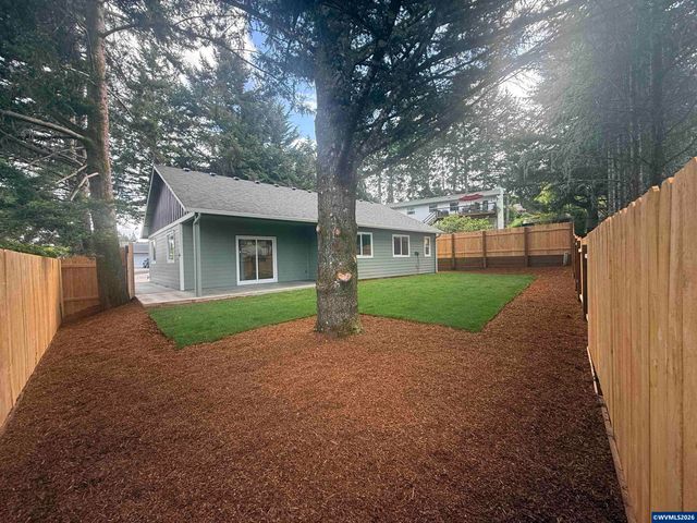 4455 Matthews Lp S, Salem, OR 97302
