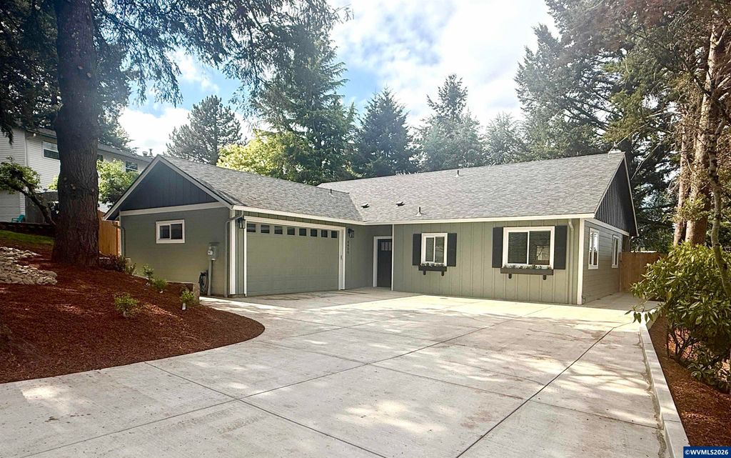 4455 Matthews Lp S, Salem, OR 97302